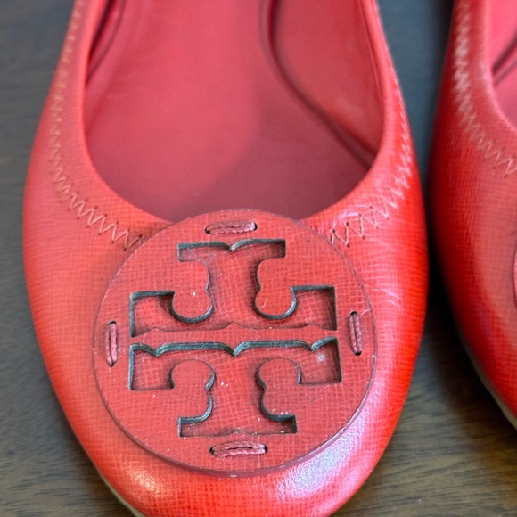 Tory Burch Red Flats 9 - Picture 2 of 14